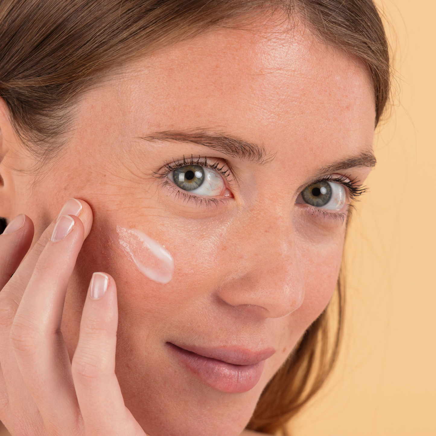 Soin Visage Auto Bronzant - Bio - COSMOS ORGANIC