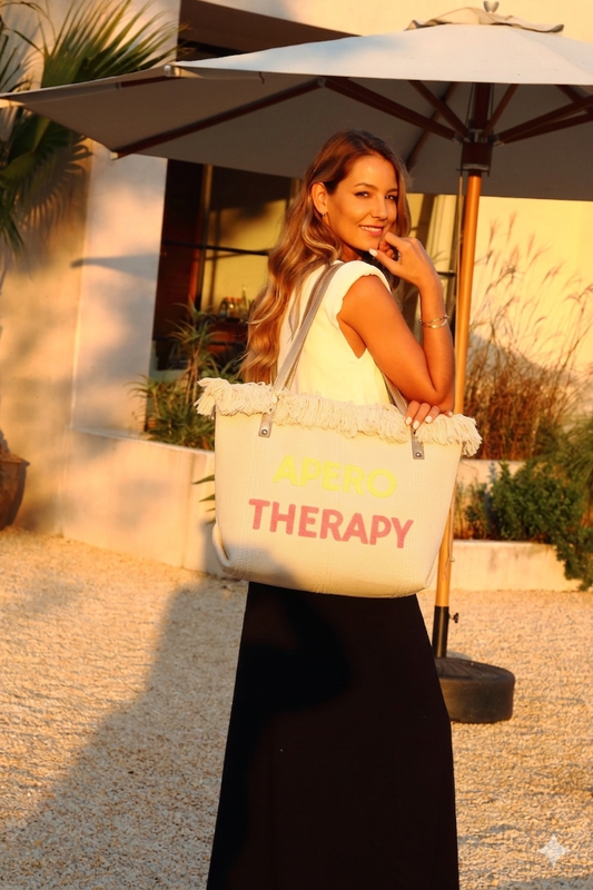 Cabas zippé avec marquage "Apero" parfait pour l'été, plage