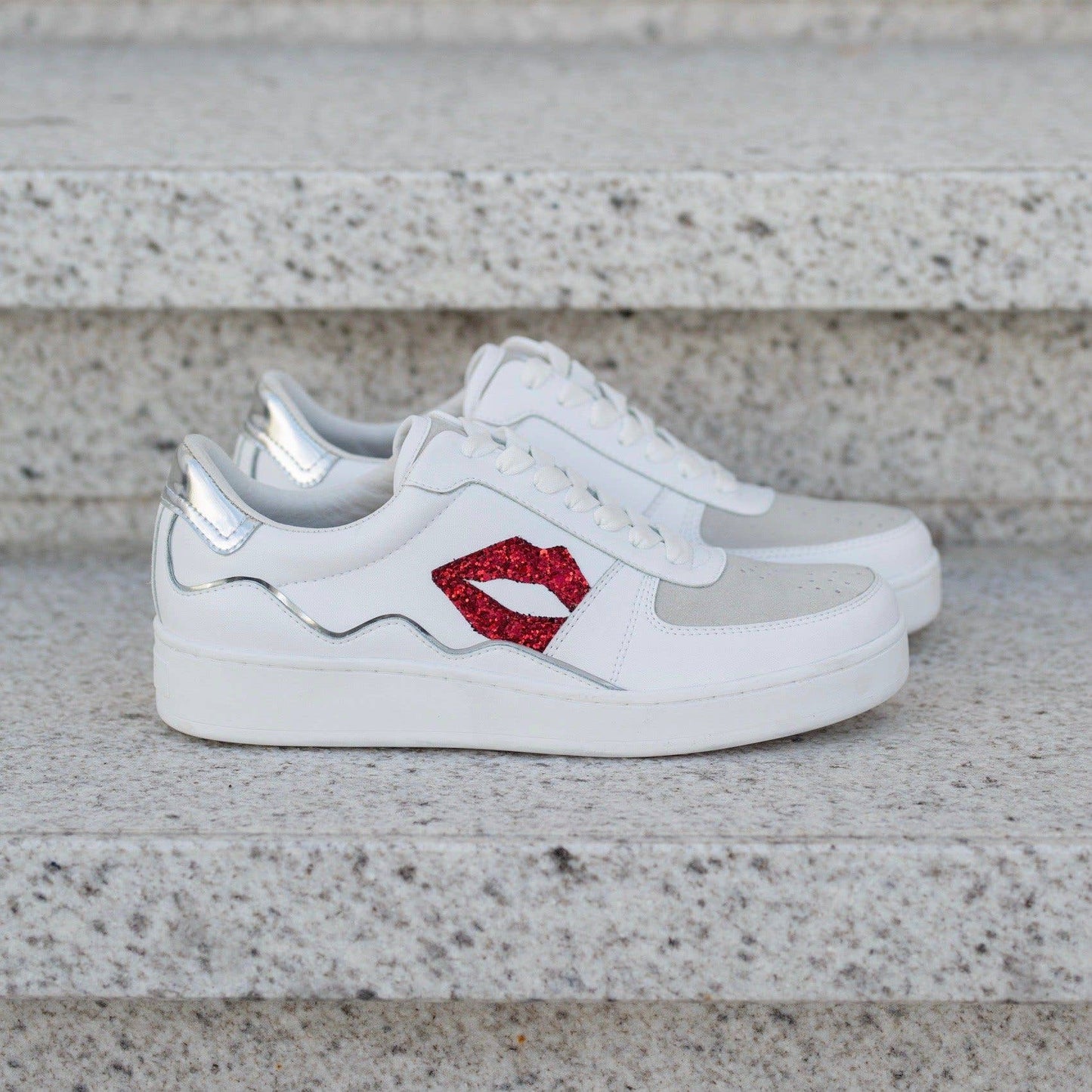 Loulou-Blanc Rouge