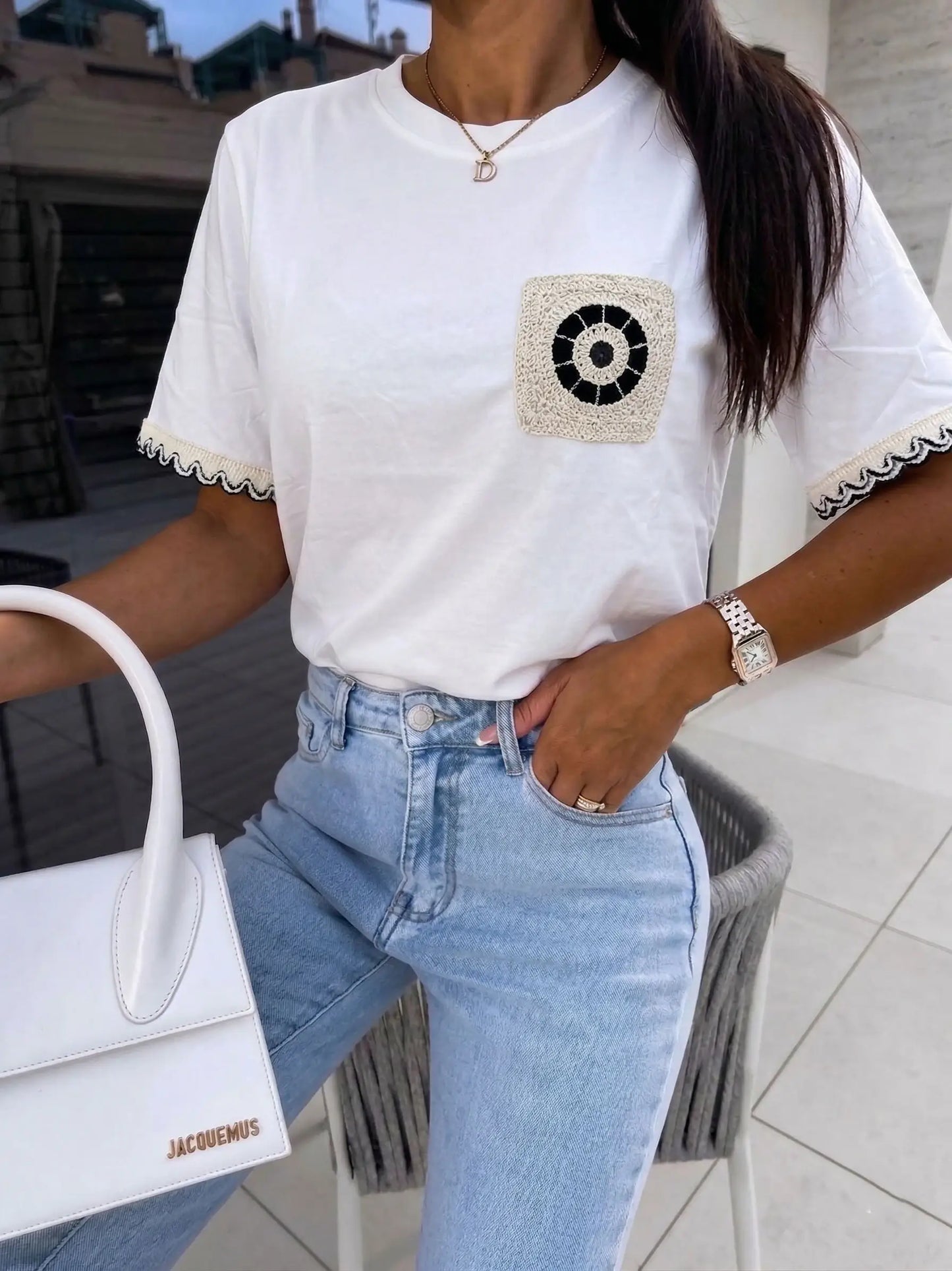 T-shirt brodé